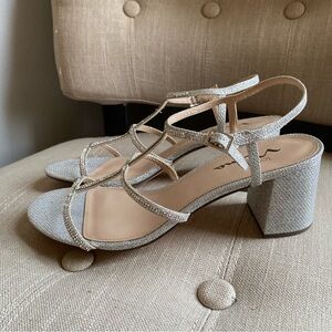 NEW Touch of Nina Sparkly Silver Heeled Sandals Block Heel